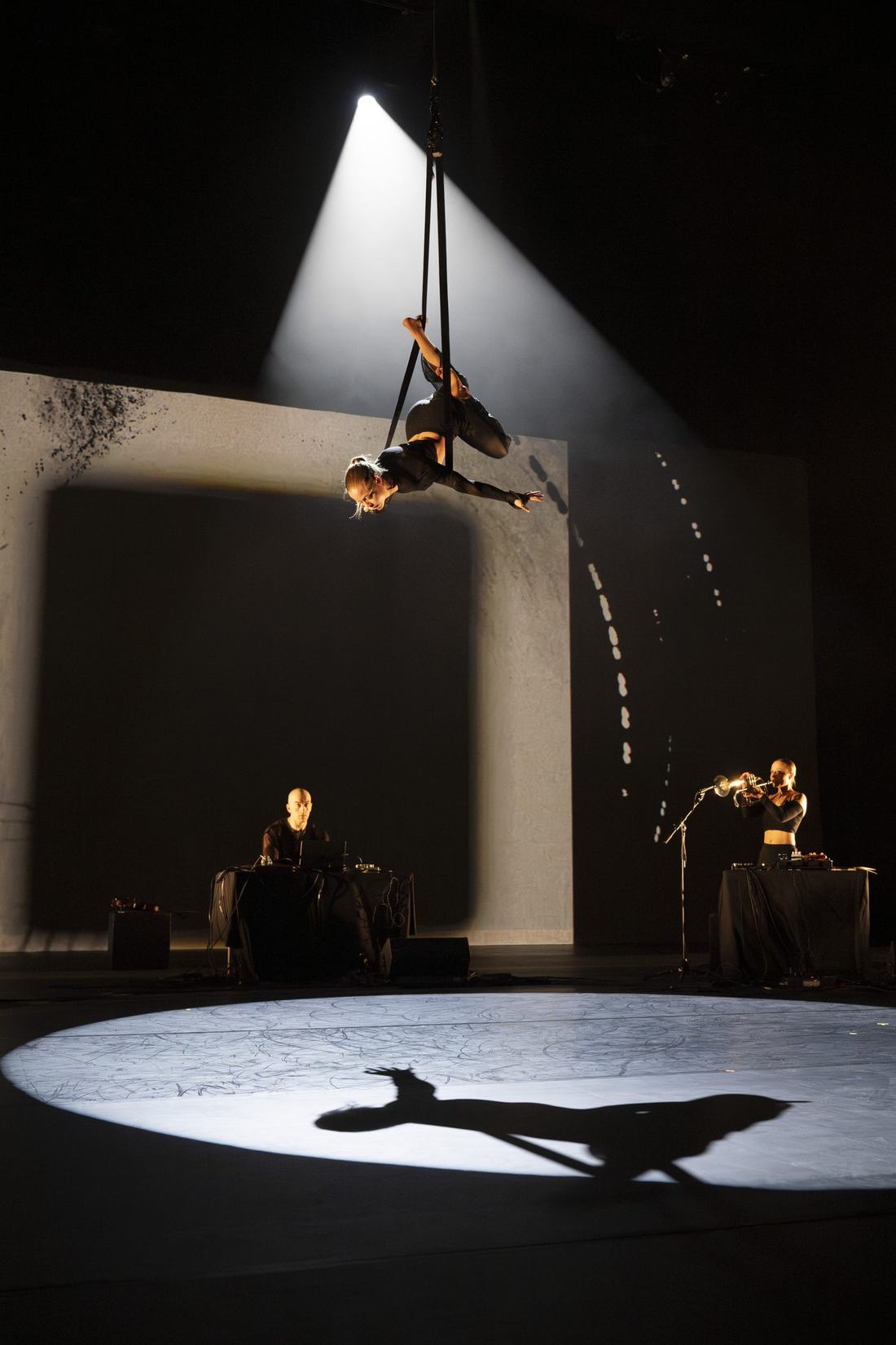 (O)) &mdash; FUSE residency, Banff Centre